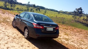 oficinanews_nissansentra-tras