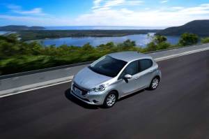 oficinanews_peugeot-208