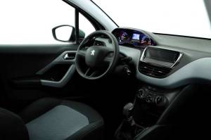 oficinanews_peugeot-208_painel