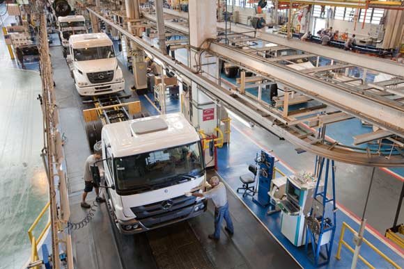 Mercedes-Benz anuncia investimentos para as plantas nacionais