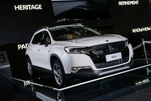 DS 6, ex Citroën, marca e rede próprias