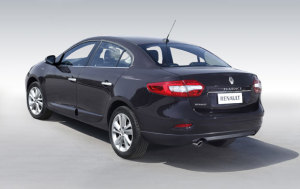 oficinanews_novorenault-fluence-2015privilege03