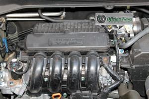 Tecnologia i-VTEC faz a abertura das 16 válvulas eletronicamente
