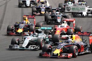 Largada do GP da Hungria mostrou que a Red Bull está cada vez mais perto da Mercedes (Foto Red Bull Content Pool)