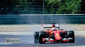 Sebastian Vettel bateu testando pneus de chuva em chassi de 2015 (Foto Ferrari)