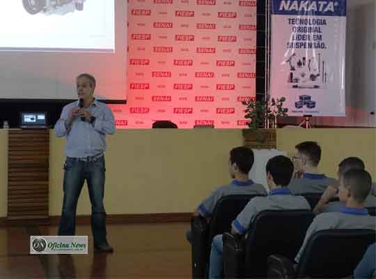 Nakata ministra palestras gratuitas em cidades paulistas