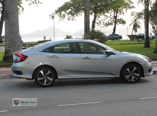 Honda Civc 10ª geração tem motor mais moderno e eficiente