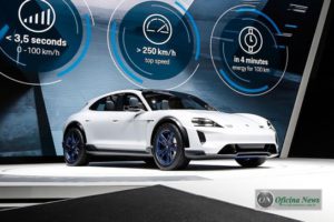 Porsche Mission E Cross Turismo