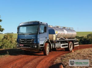 Mercedes-Benz leva chassi Sprinter e caminhão Atego à Feicon