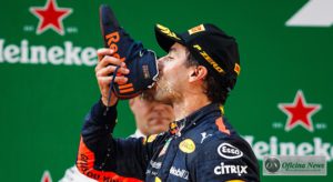 Vitória de Ricciardo aumentou sua cotação no mercado de vagas para 2019 (Getty Images/RBCP)
