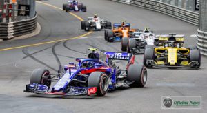 Pierre Gasly aproveitou os pneus hiper macios, foi elogiado por Bottas e marcou pontos novamente (RBCP/Getty Images)