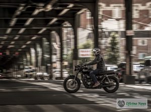 Triumph Bonneville T100 Black chega ao mercado brasileiro