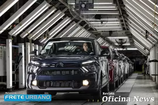 Novo SUV Coupe Citroën Basalt começa a ser produzido no Brasil