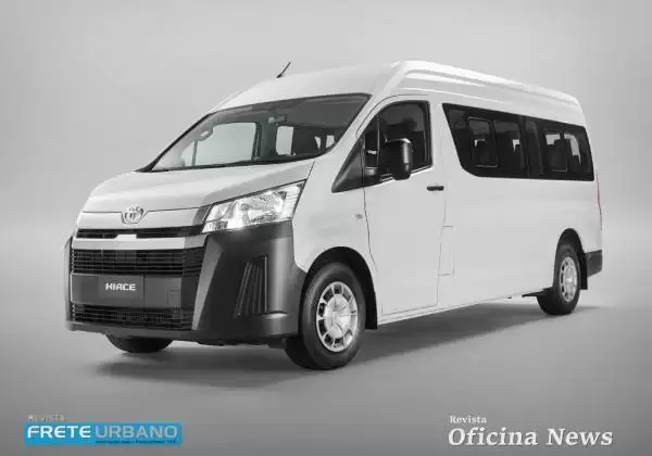 Toyota Hiace chega ao Brasil com mecânica da Hilux e custo reduzido