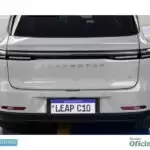 Leapmotor C10 chega nas versões BEV e Ultra-Híbrida REEV