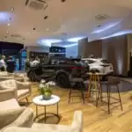 Lexus Collection JK inaugura concessionária com oficina premium